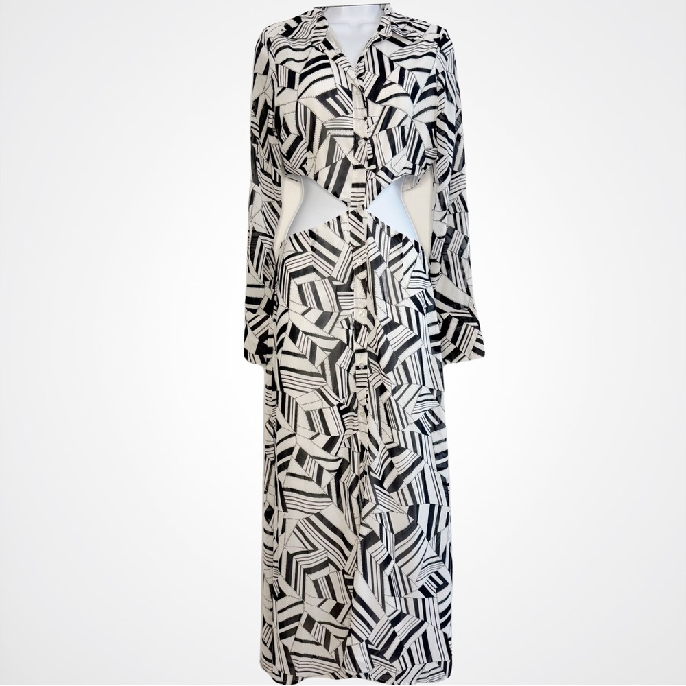 Nasty Gal - Geometric Black and White cut out long sleeved Dress size 6